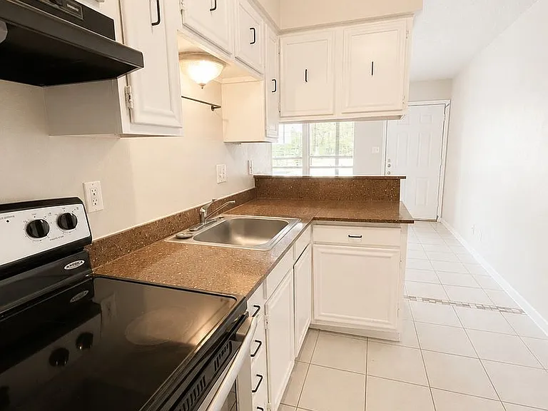 4303 Duval St — Photo 5