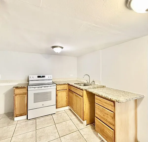 2611 41st Ave N #C — Photo 7