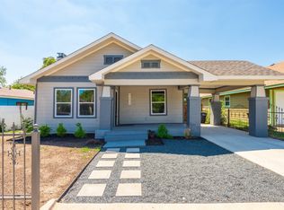 1105 W Bewick St, Fort Worth, TX 76110