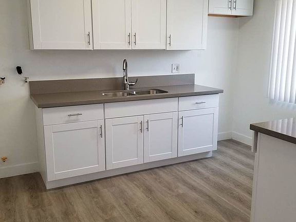 5th image of 5332 Denny Ave #3