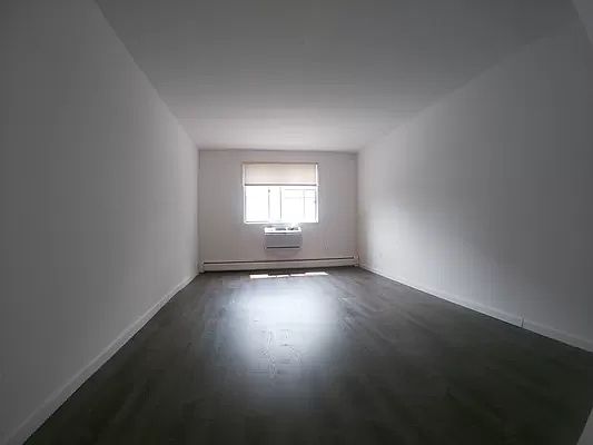 5th image of 6311 Queens Blvd #2