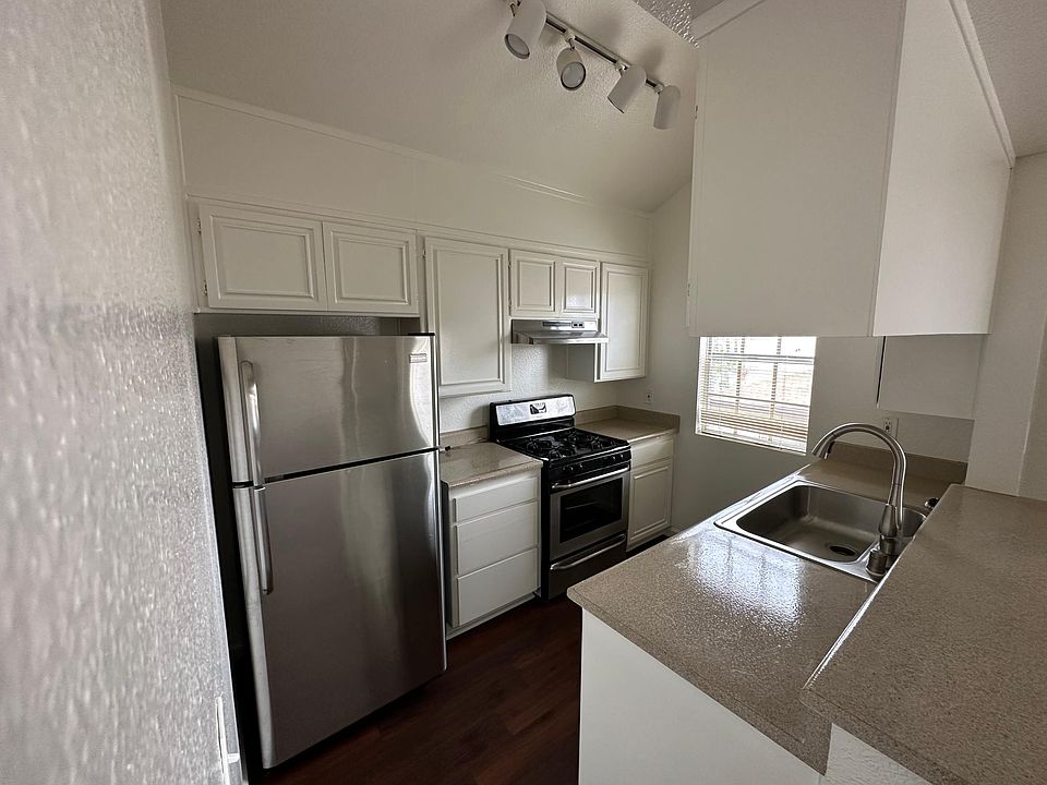 1st image of 2532 S Centinela Ave APT 5
