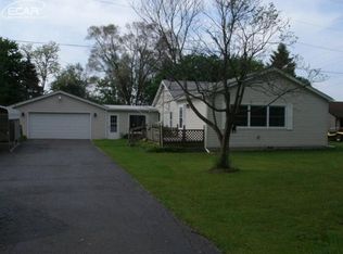 8530 Canada Rd, Birch Run, MI 48415