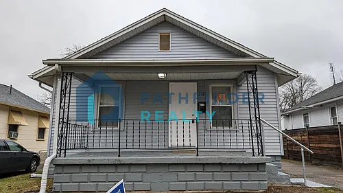 312 Ashwood Ave Photo 1