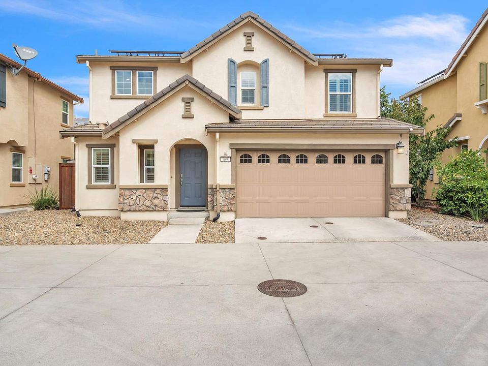 1st image of 393 Uccello Way