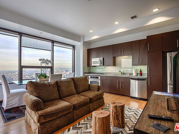 3rd image of 1100 Wilshire Blvd #2412