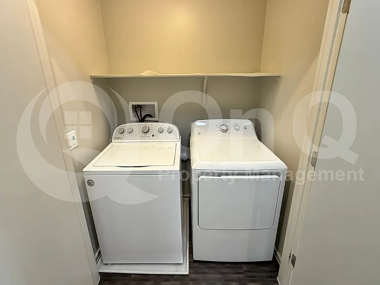 848 E Park Modern Dr — Photo 19