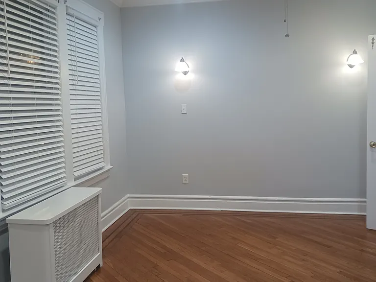 143 Grumman Ave — Photo 11