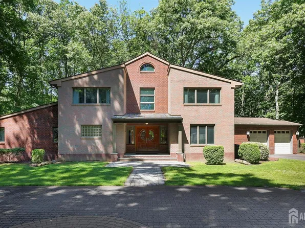 1700 Perrineville Rd, Monroe Township, NJ 08831