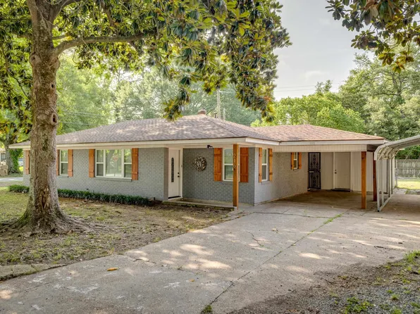 216 Rosewood Dr, Monroe, LA 71203