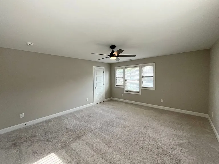 1002 Greatland Rd — Photo 12