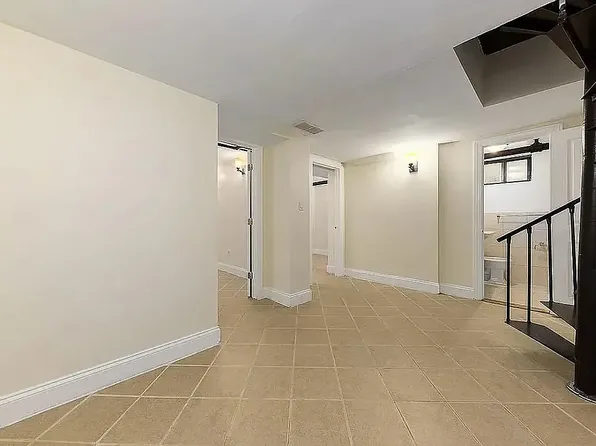 301 Cumberland Street image 1 of 8