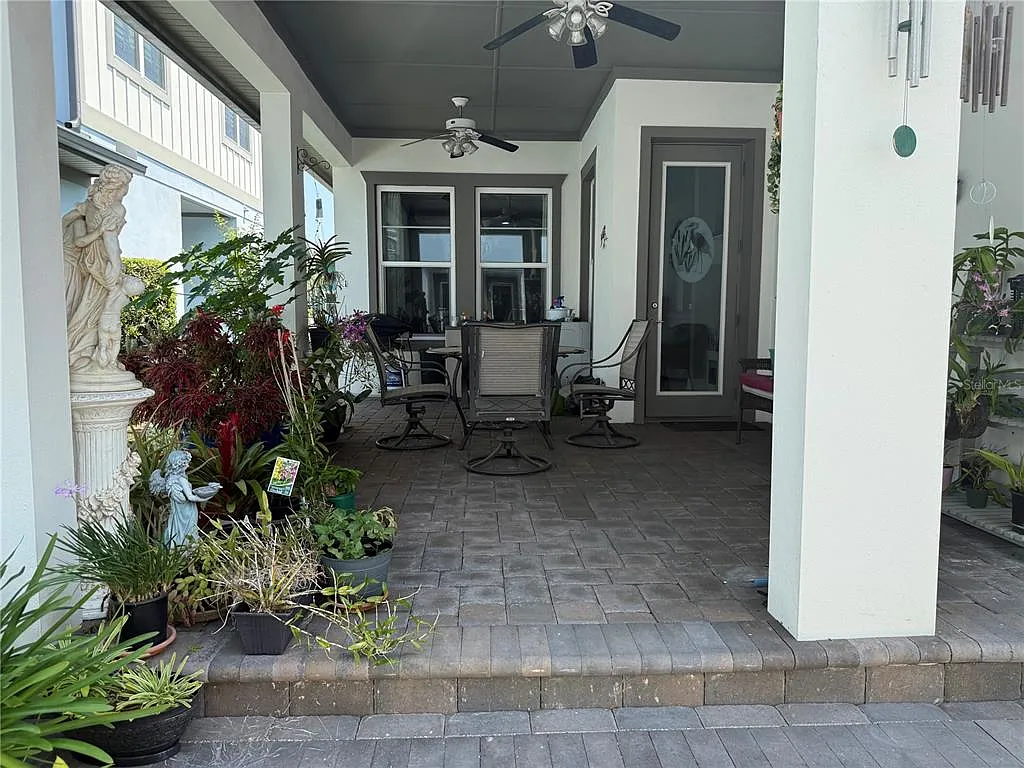 1 bed, 1.0 bath, 900 sqft, $1,800 — Photo 4