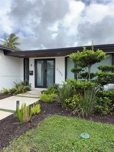 2350 NE 194th St, Miami, FL, 33180