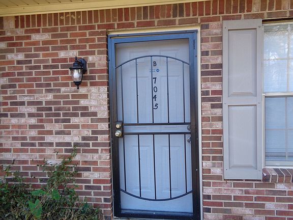 2nd image of 7045 Brentwood Ct #7045B