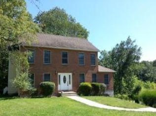 113 Papillion Ct, East Stroudsburg, PA 18301