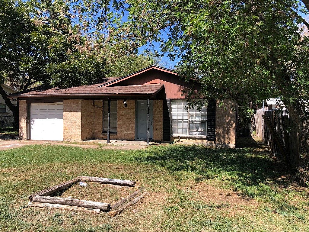 8220 Redonda St, White Settlement, TX 76108 Zillow