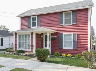 605 Porter St, Lemont, IL 60439