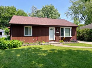 315 N Elm St, Mount Prospect, IL 60056