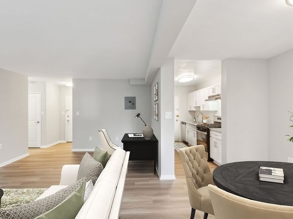 The Jefferson, an Eagle Rock Community | 6166 Leesburg Pike, Falls Church, VA