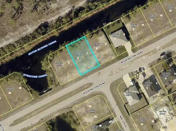 417 Wilmington Pkwy, Cape Coral, FL 33993