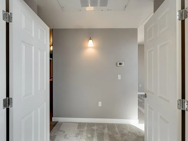 Entry to Master Suite