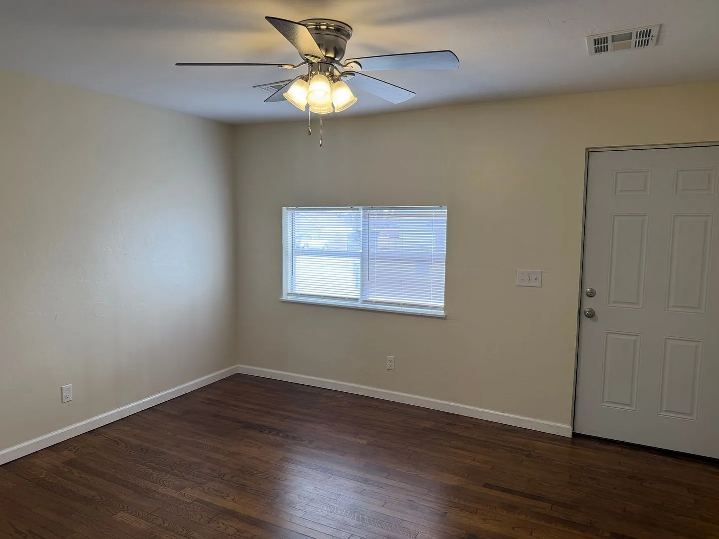1416 N. Oklahoma Ave — Photo 3