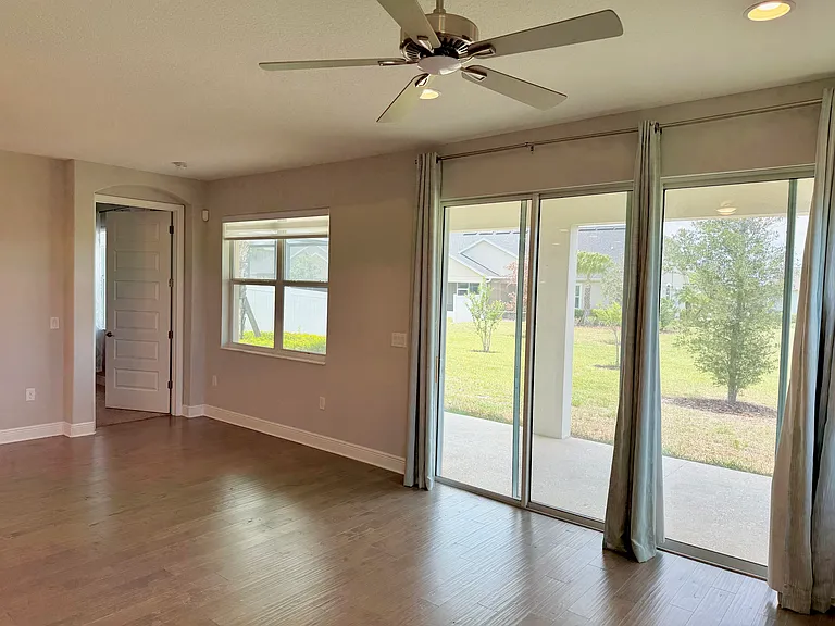 2606 Spur Dr — Photo 11