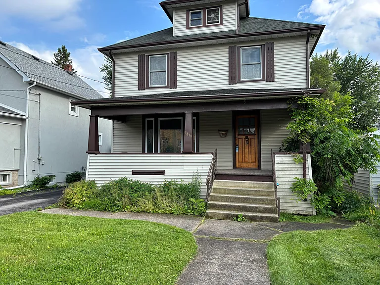 5810 Symmes St — Photo 2