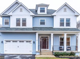 8733 Pohick Rd, Springfield, VA 22153