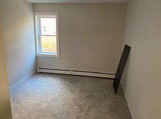 119 Pacific St APT 102, Cambridge, MA 02139