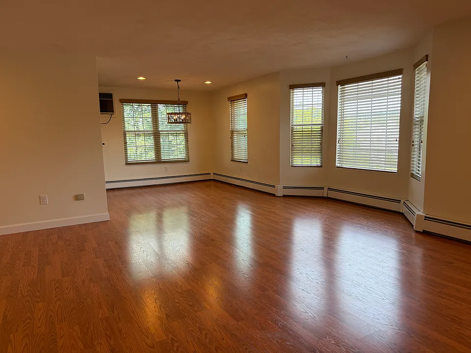 29 D Swan Ct