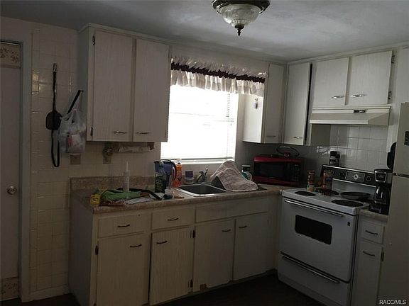 5th image of 15 E Golden St