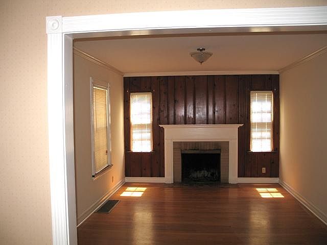 1st image of 815 Simmons Ave