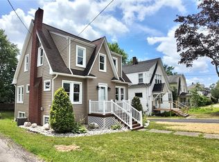 1262 Griswold St, Sharon, PA