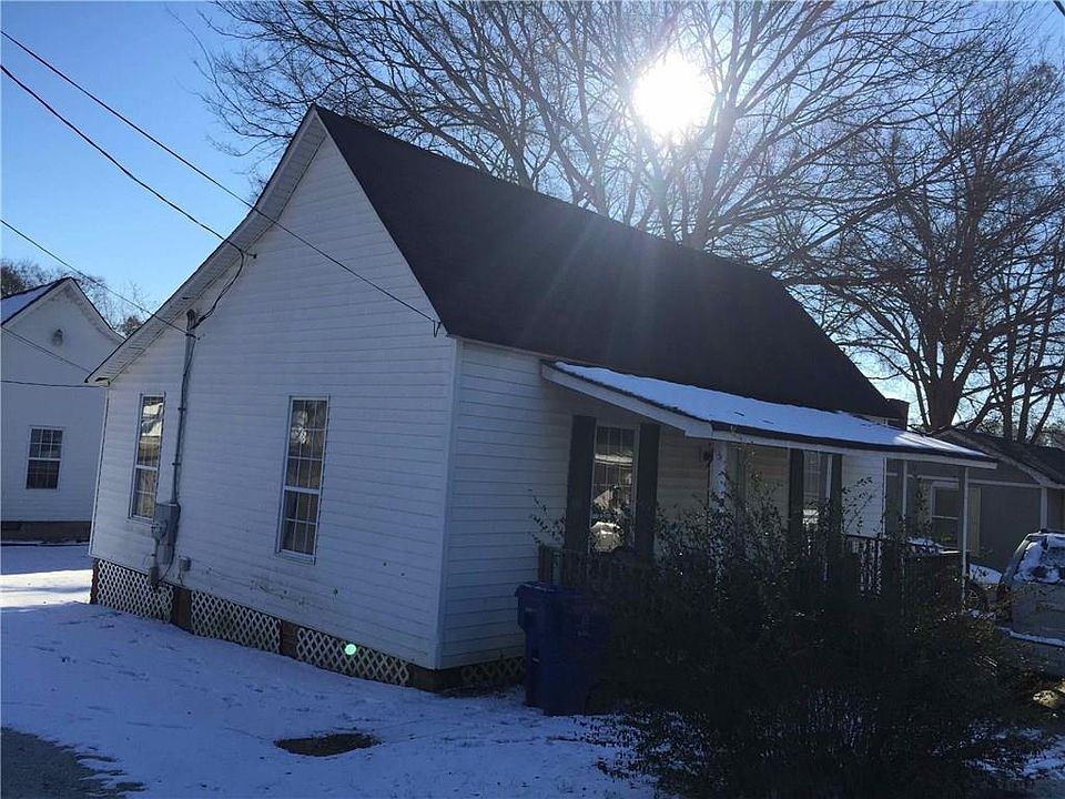 104 South St Dallas GA Zillow