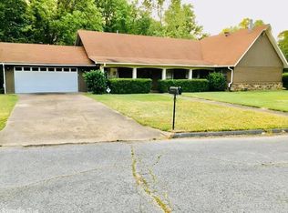 100 Skyline Cv, Helena, AR 72342