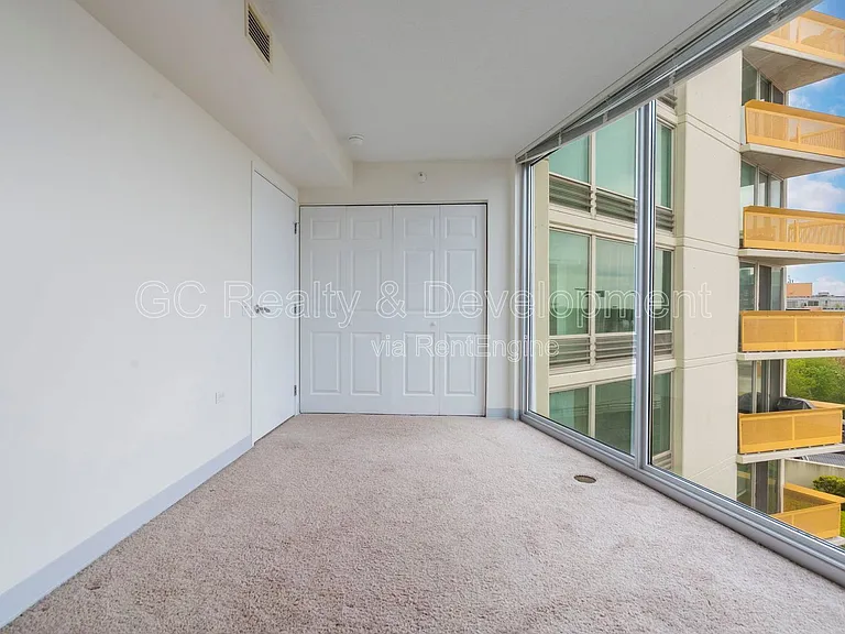 1720 Maple Ave #820 — Photo 16