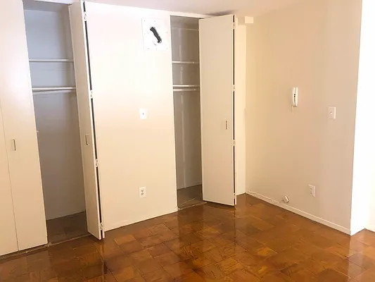 Rented by Metropolitan Property Group | media 7