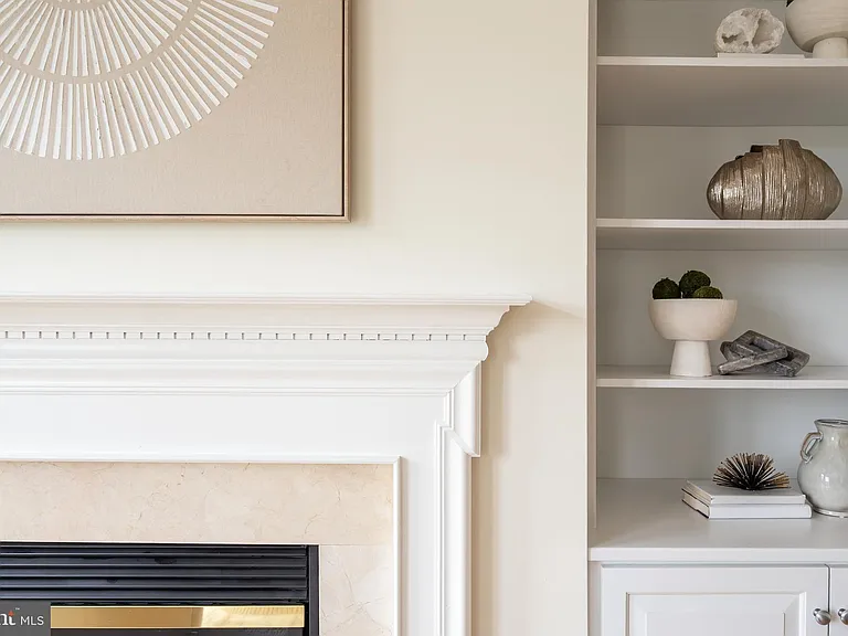 635 1st St #405 — Photo 20