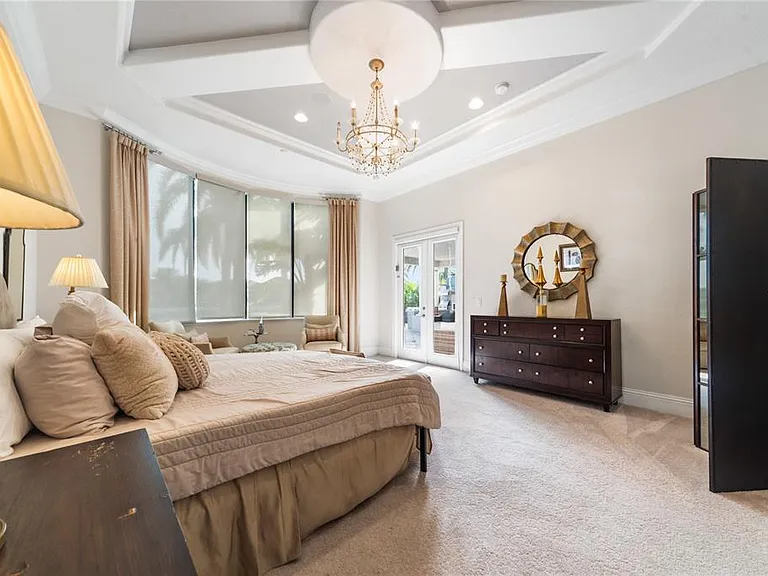 4326 Isabella Cir — Photo 11