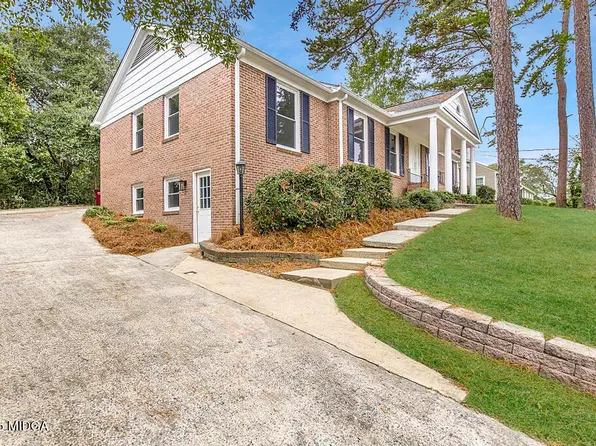 2956 Malvern Hill Dr, Macon, GA 31204