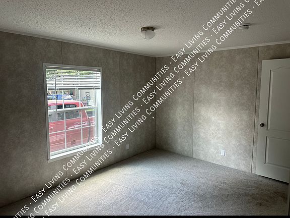 4th image of 53 Genns Ln