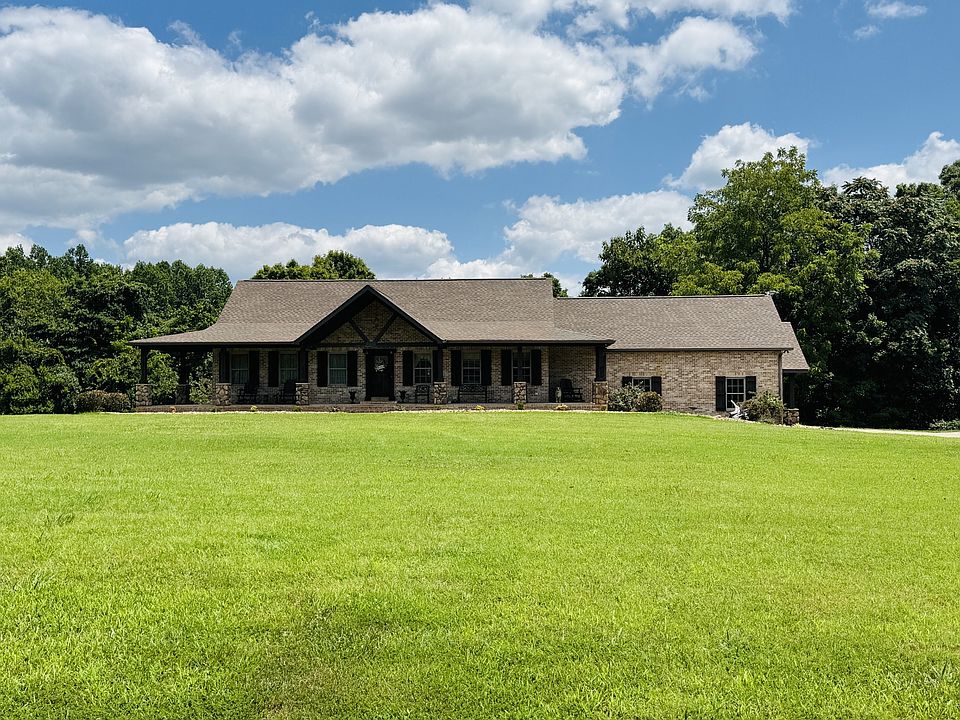 1st image of 375 Autumn Ridge Ln