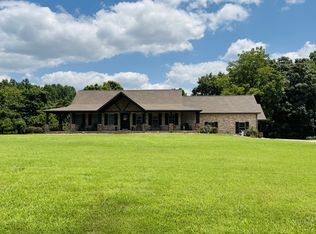 375 Autumn Ridge Ln, Lafayette, TN 37083