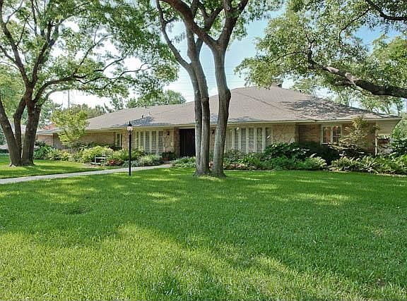 2nd image of 4223 San Gabriel Dr