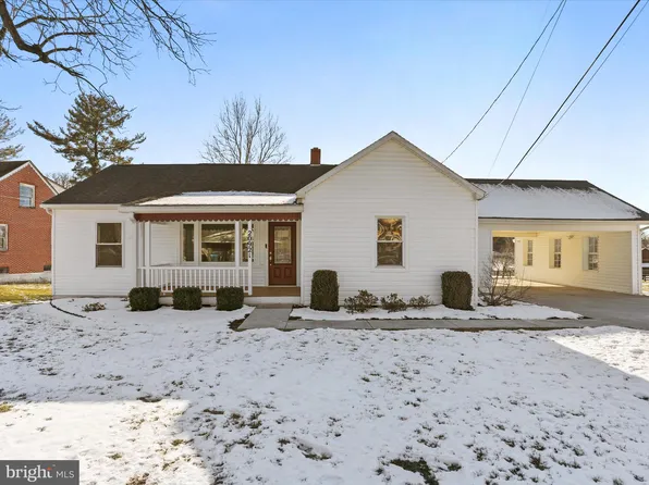 20921 Twin Springs Dr, Smithsburg, MD 21783