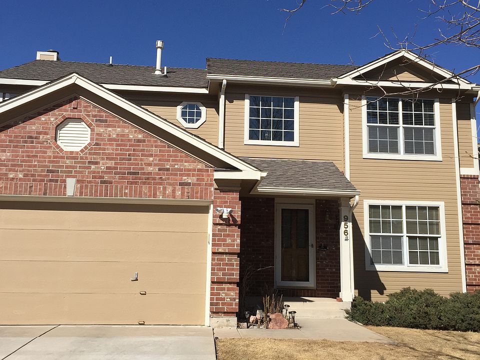956 Dancing Horse Drive