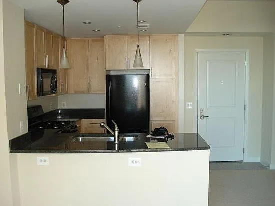 820 N Pollard St #607 — Photo 7