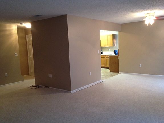 5th image of 504 Schley Ave